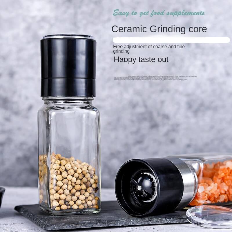 Manual seasoning grinding bottle